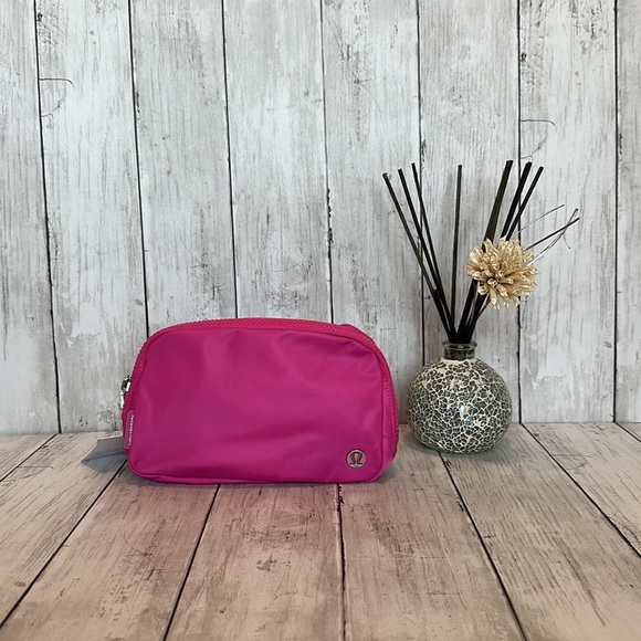 lululemon athletica Handbags - NWT LULULEMON EVERYWHERE BELT BAG SONIC PINK